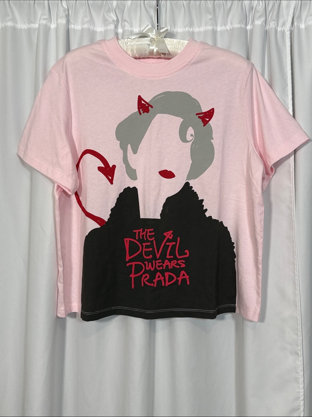 Short Sleeve Graphic 'Devil Wears Prada' Tee